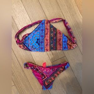 FARM RIO SWIMSUIT BIKINI, never worm NEW, size S